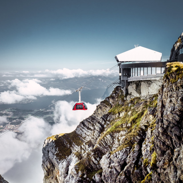 Fiz Gonzalez | Switzerland